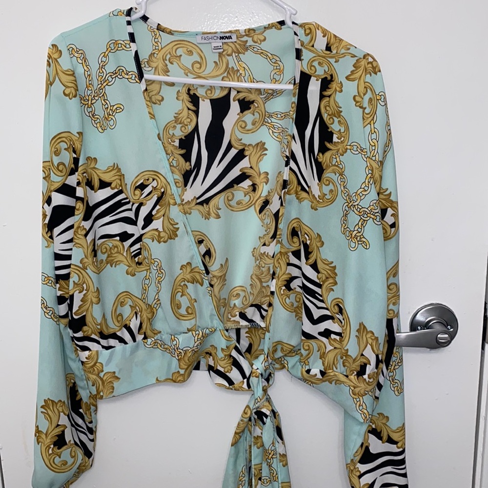 Fashion Nova top